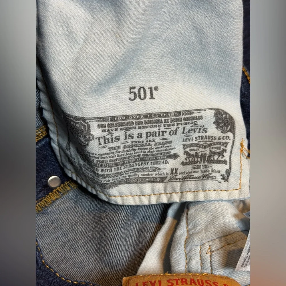 Levi's Dark Indigo Straight Jeans